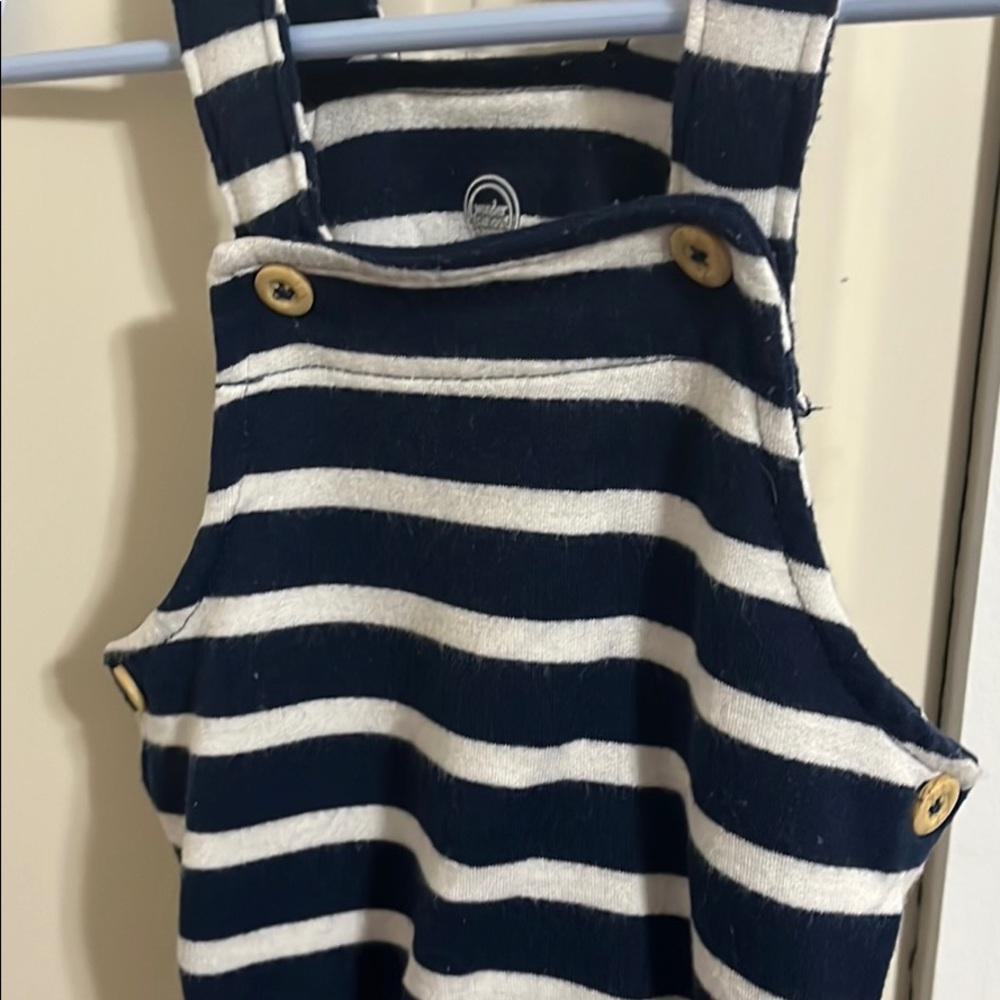 0-3 romper - Picture 3 of 3